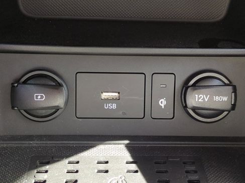 Certified 2022 Hyundai Kona Limited w/ Cargo Package image 21