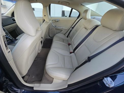 Used 2014 Volvo S60 T5 FWD image 15