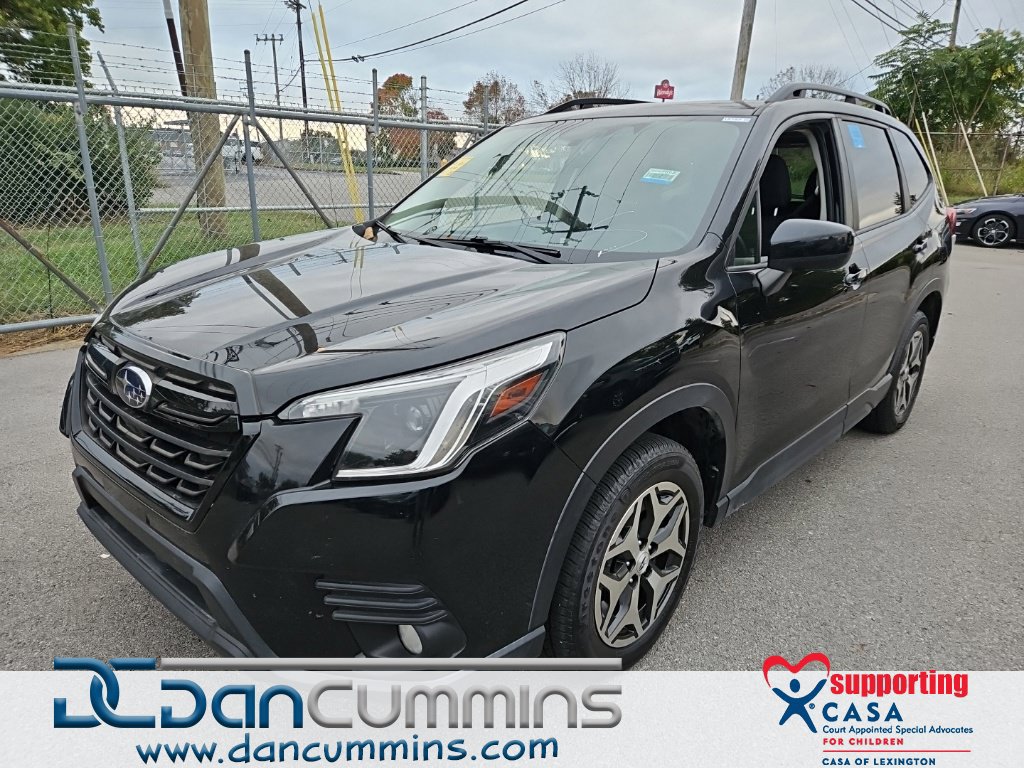 Used 2022 Subaru Forester Premium AWD/4WD image 1