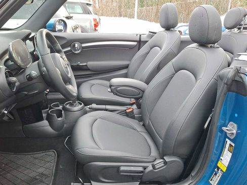 Used 2023 MINI Cooper Convertible image 11