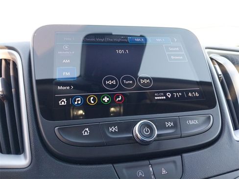 Used 2024 Chevrolet Malibu LT image 15