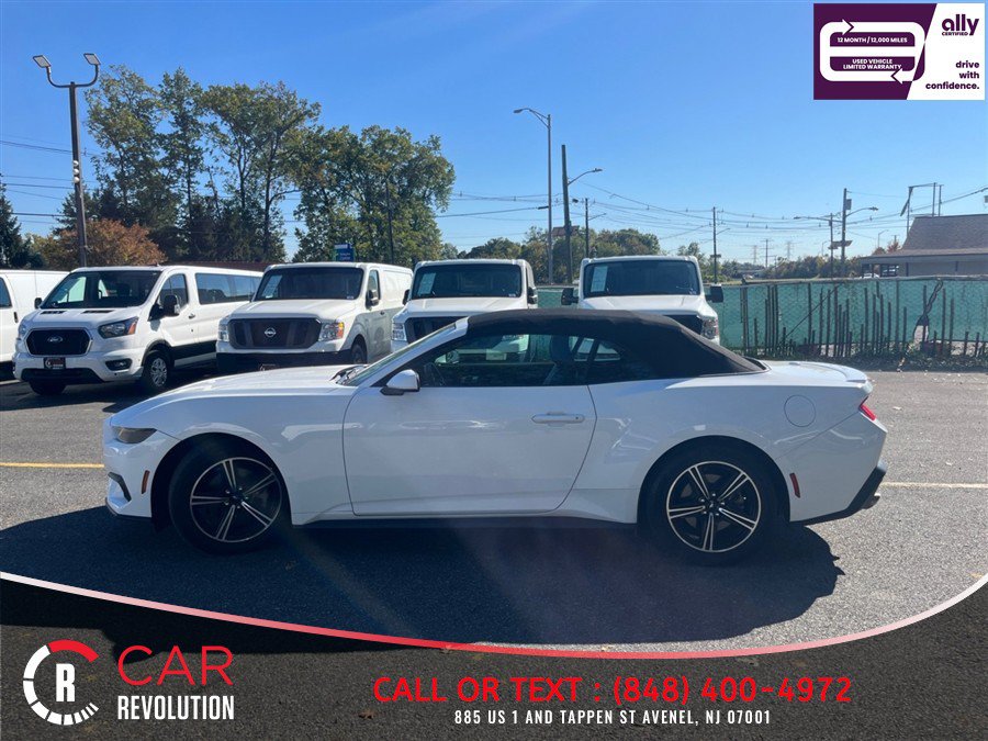 Used 2025 Ford Mustang Premium RWD image 5