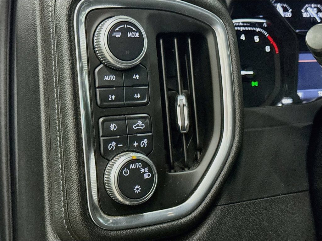 Used 2021 GMC Sierra 2500 SLE w/ X31 Off-Road Package AWD/4WD image 10