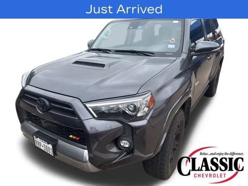 Used 2022 Toyota 4Runner TRD Off-Road Premium image 34