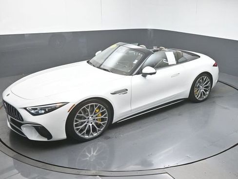 Used 2023 Mercedes-Benz SL 63 AMG 4MATIC image 39