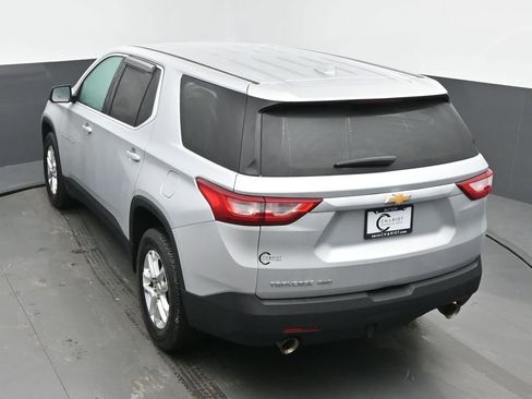 Used 2018 Chevrolet Traverse LS image 43