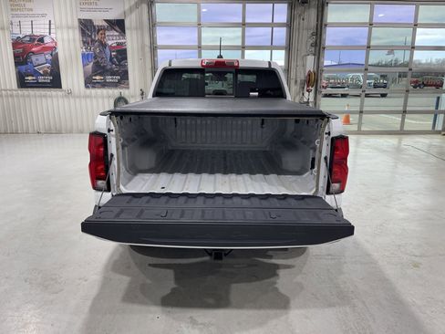 Used 2024 Chevrolet Colorado Z71 w/ Z71 Convenience Package 2 image 14