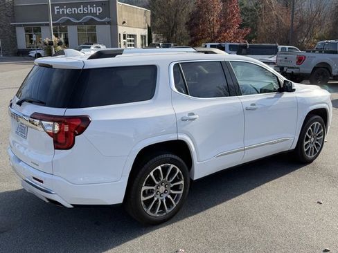 Used 2023 GMC Acadia Denali image 5