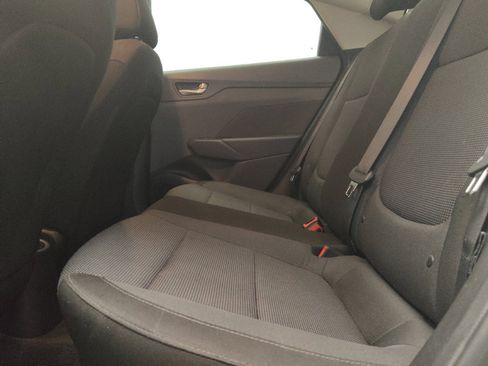 Used 2019 Hyundai Accent SE FWD image 18