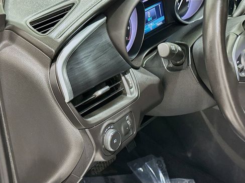 Used 2020 Buick Envision Essence FWD image 10