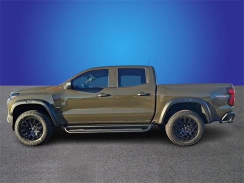 Used 2025 Chevrolet Colorado Trail Boss image 7