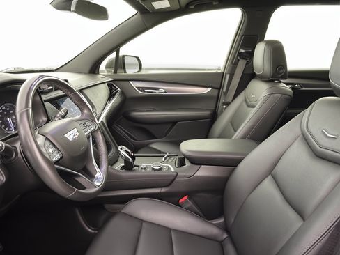 Used 2021 Cadillac XT6 Luxury FWD image 5