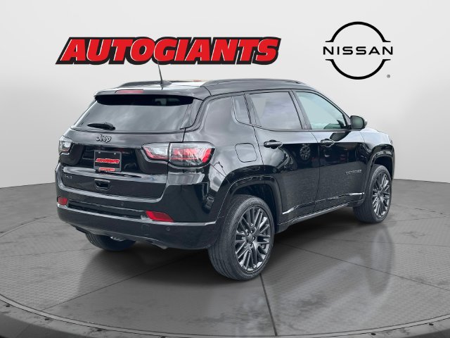 Used 2023 Jeep Compass High Altitude AWD/4WD image 2