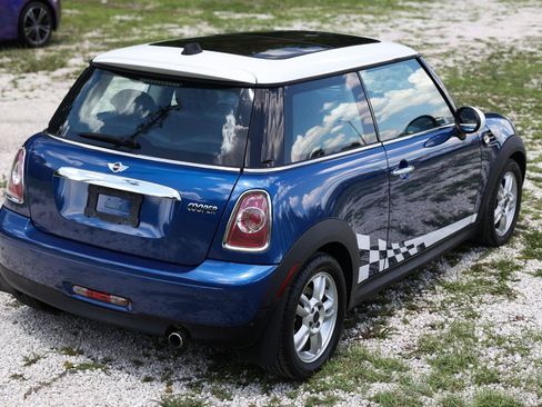 Used 2013 MINI Cooper Hardtop FWD image 11