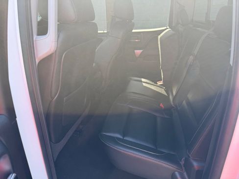 Used 2015 Chevrolet Silverado 1500 LTZ Z71 w/ Custom Sport Edition AWD/4WD image 10
