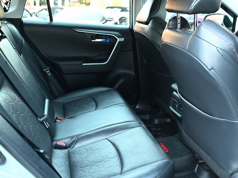 Used 2020 Toyota RAV4 TRD Off-Road w/ TRD Off-Road Weather Package image 37
