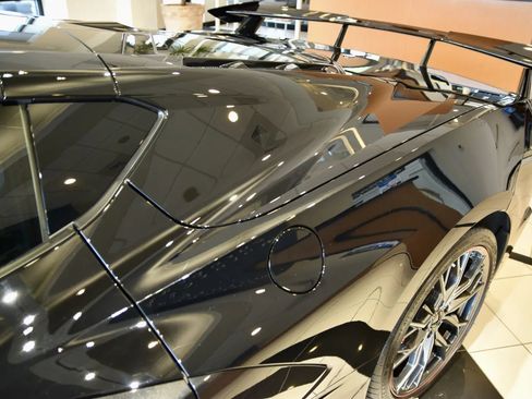 Used 2025 Chevrolet Corvette Stingray Coupe w/ 1LT RWD image 12