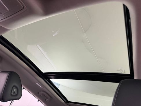 Used 2024 Acura MDX SH-AWD w/ Technology Package image 13