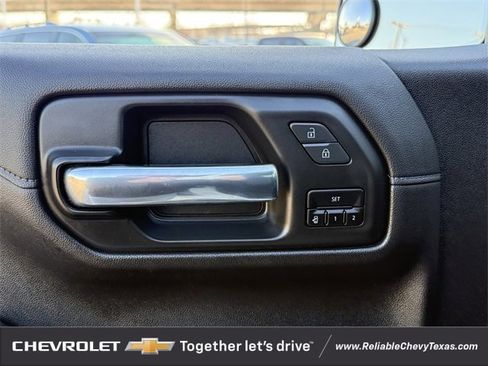 Used 2021 GMC Sierra 1500 SLT image 28