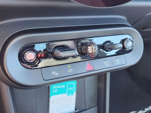 New 2026 MINI Cooper 2-Door Hardtop FWD image 16