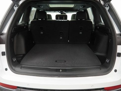 New 2026 Jeep Grand Cherokee Limited w/ Limited Altitude Package image 31