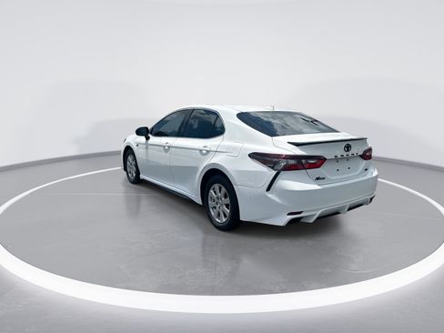 Used 2023 Toyota Camry SE w/ Convenience Package FWD image 7