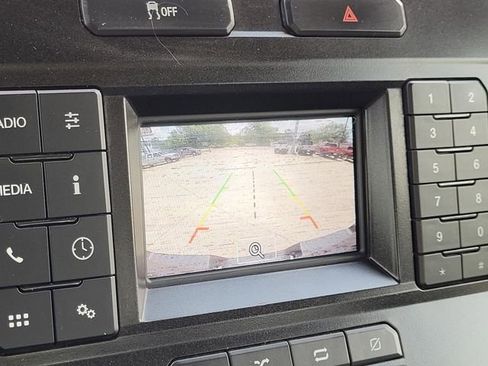 Used 2022 Ford F250 XL w/ Power Equipment Group AWD/4WD image 25