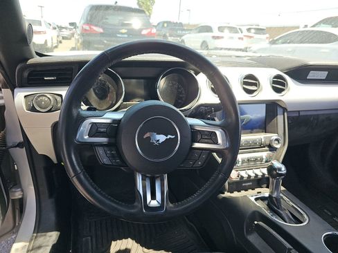 Used 2017 Ford Mustang Premium RWD image 13