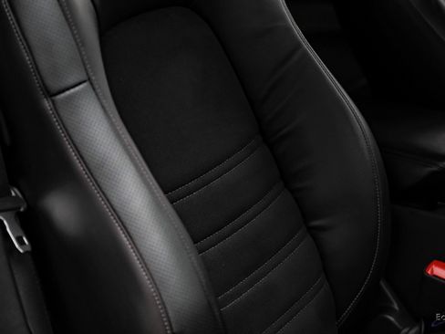 Used 2013 Nissan GT-R Premium image 49