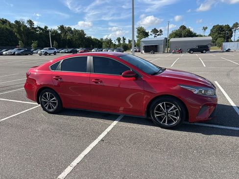Used 2023 Kia Forte LXS FWD image 3
