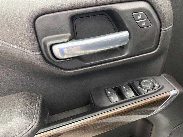 Certified 2022 Chevrolet Silverado 1500 RST w/ Redline Edition AWD/4WD image 10