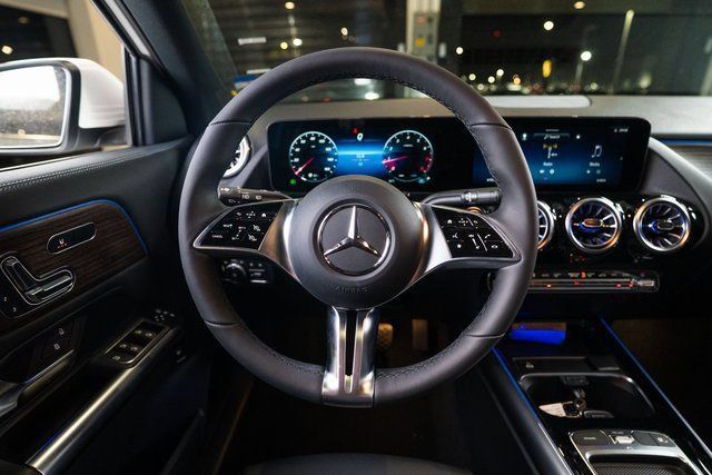 Used 2026 Mercedes-Benz GLA 250 4MATIC image 25