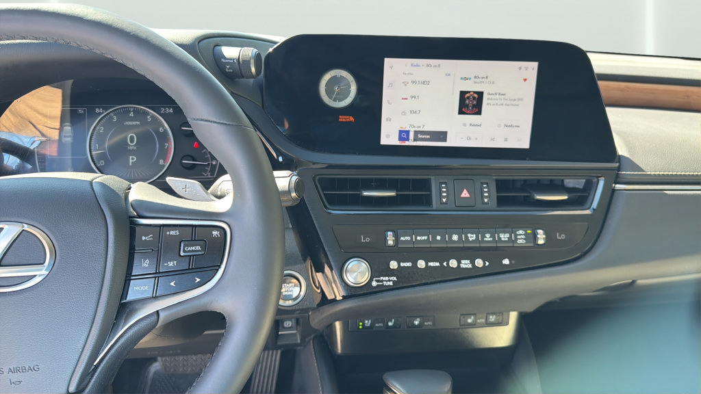 Used 2023 Lexus ES 350 w/ Premium Package FWD image 15