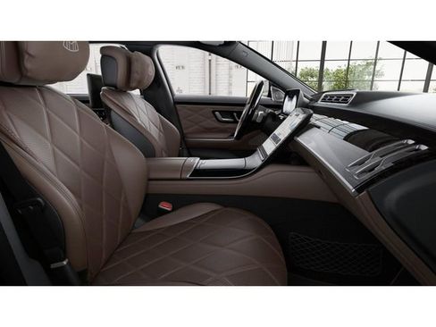 New 2026 Mercedes-Benz Maybach S 580 4MATIC image 4