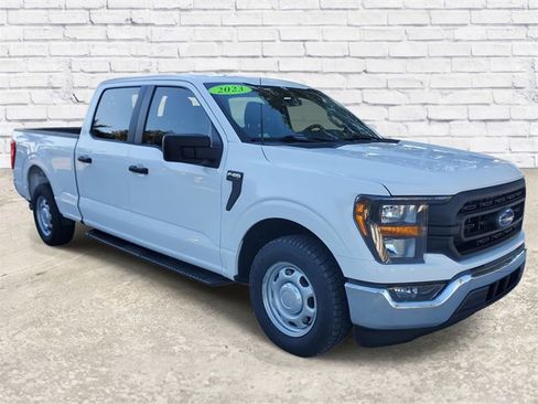 Used 2023 Ford F150 XL w/ Trailer Tow Package image 5