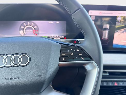 New 2026 Audi Q3 quattro 2.0T AWD/4WD image 27