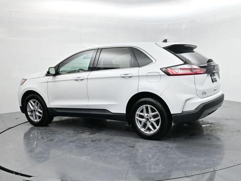 Used 2024 Ford Edge SEL image 5