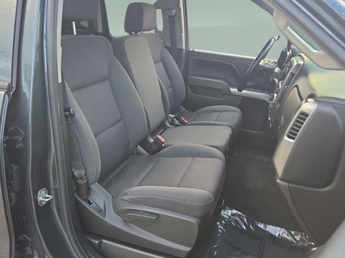 Used 2018 Chevrolet Silverado 1500 LT RWD image 17