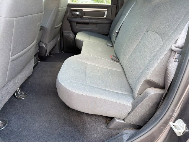 Used 2024 RAM 1500 Warlock AWD/4WD image 25