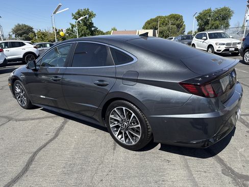 Used 2022 Hyundai Sonata Limited FWD image 3