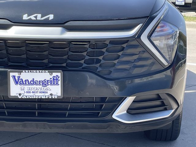 Used 2023 Kia Sportage LX AWD/4WD image 8