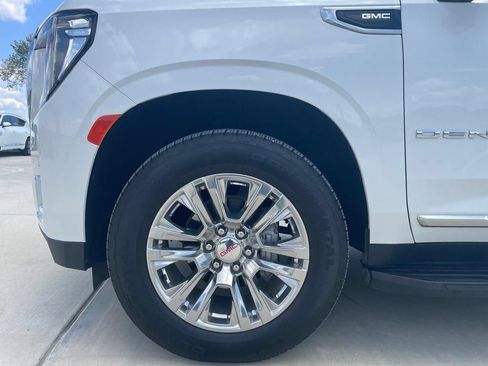 Used 2024 GMC Yukon Denali RWD image 14