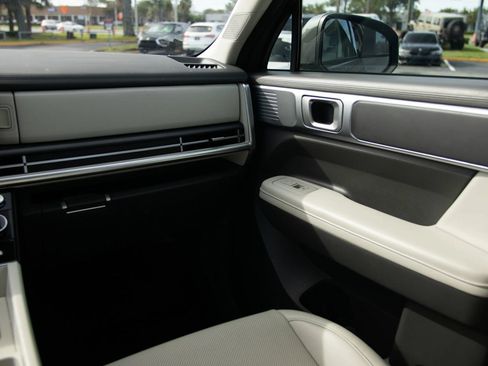 Used 2025 Hyundai Santa Fe SEL FWD image 35
