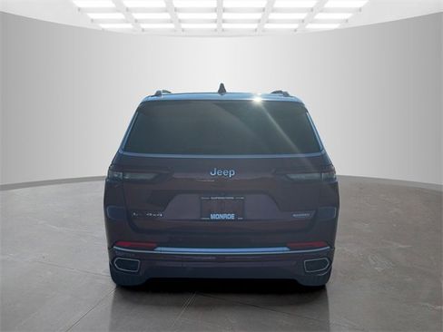 Certified 2023 Jeep Grand Cherokee L Summit image 6