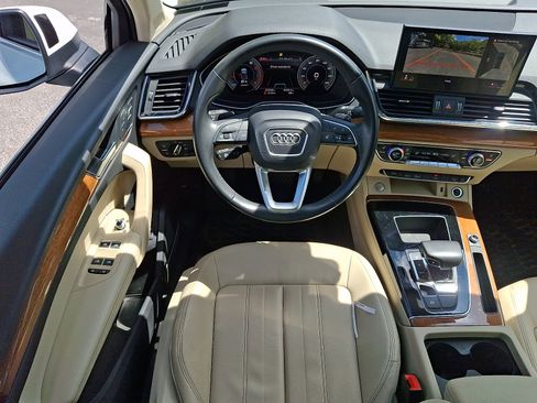 Used 2023 Audi Q5 Premium Plus w/ Premium Plus Package AWD/4WD image 11