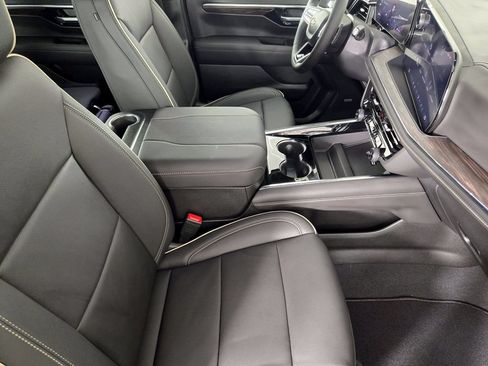 New 2026 Chevrolet Tahoe Premier w/ Sun And Tow Package RWD image 15