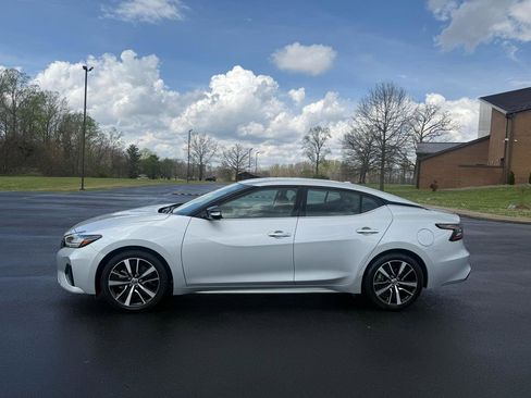 Used 2022 Nissan Maxima SV w/ Floor Mat Group image 5