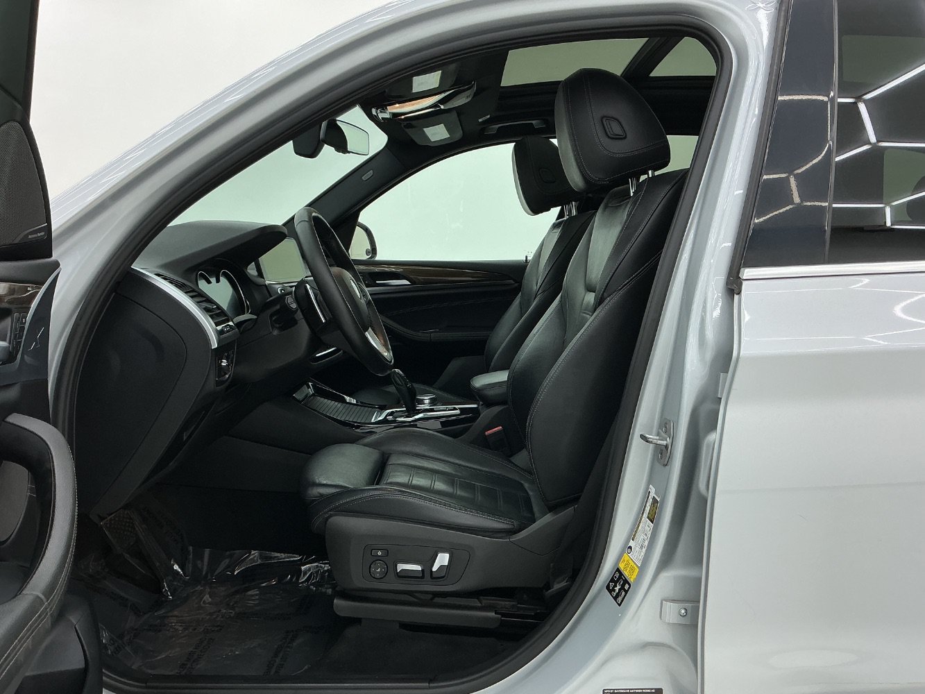 Used 2018 BMW X3 xDrive30i AWD/4WD image 14