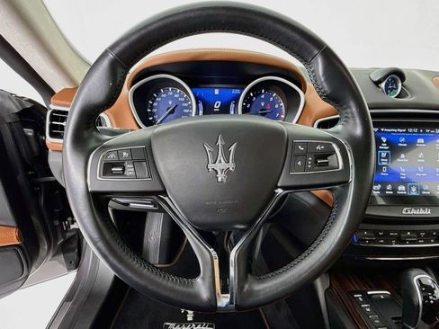Used 2018 Maserati Ghibli S GranLusso AWD/4WD image 15