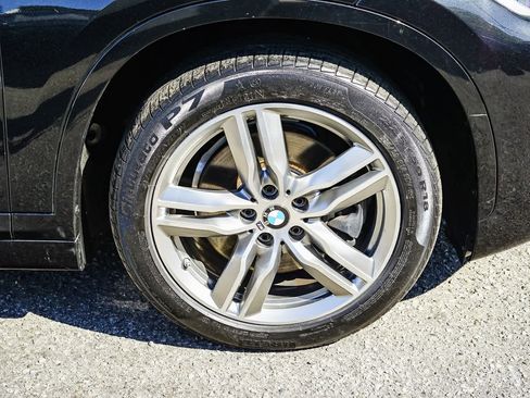 Used 2019 BMW X1 xDrive28i w/ M Sport Package image 6